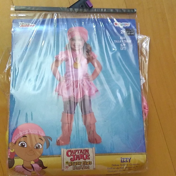 New Izzy costume - Picture 1 of 3